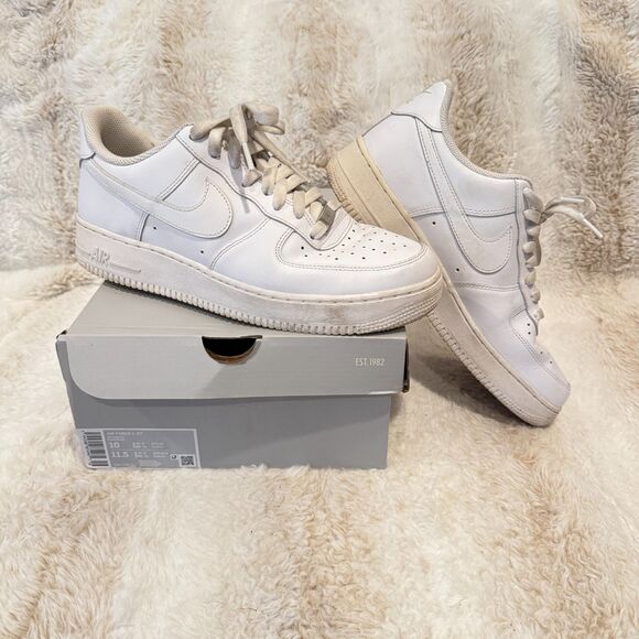NIKE Air Force 1 ’07 White Low CW2288-111 Men’s Size 10 Classic All-White w/ Box - Picture 1 of 8
